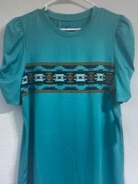 Women's Teal Short Sleeve Tee with Aztec Stripe